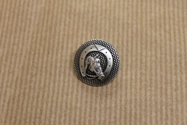 bouton métal argent cheval
